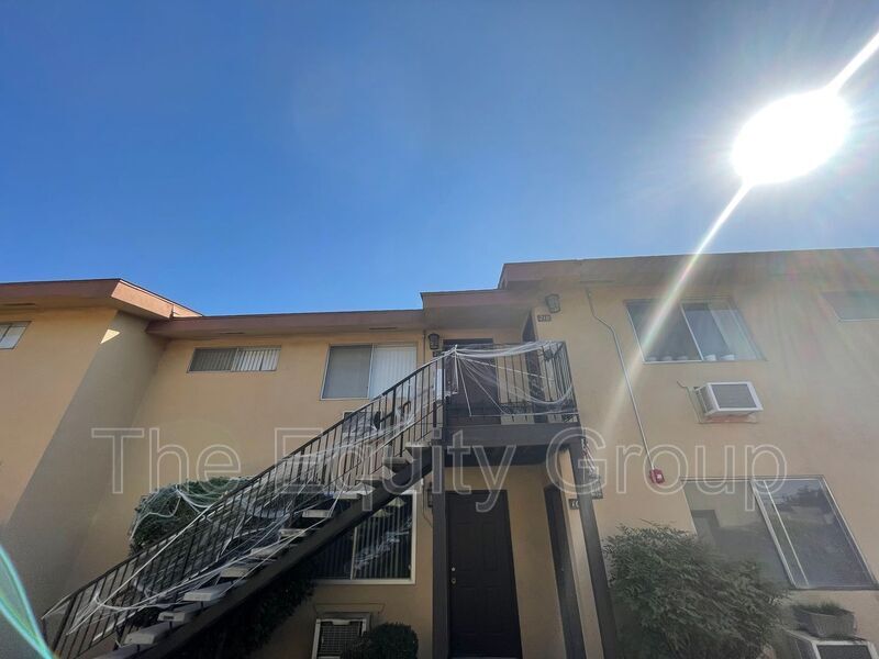 1124 S Shady St Unit 212, Visalia, CA 93277 Condo for Rent in Visalia