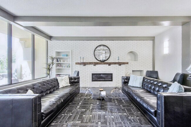 Photo du bâtiment - Centennial Towers