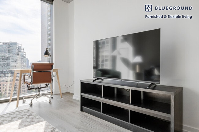 Foto del edificio - 460 W Chicago Ave