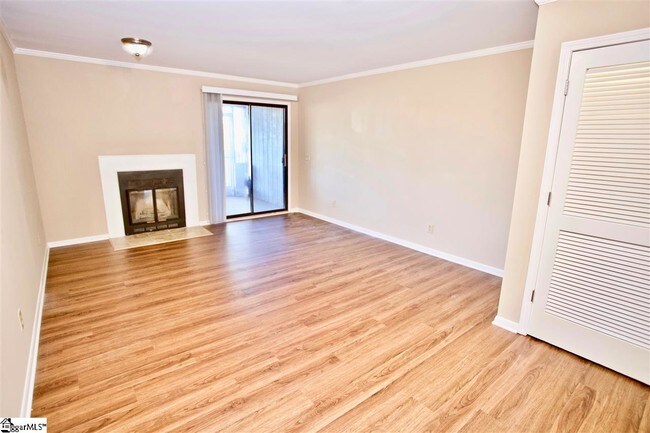 Foto del edificio - 805 Stallings Rd