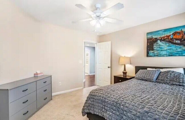 Foto del edificio - 380 Victorian Ln