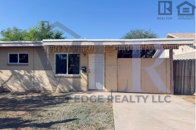 Foto del edificio - 2Bed/1Bath House at McDowell/32nd St! NO CREDIT, NO BACKGROUND, NO RENTAL HISTORY CHECK!