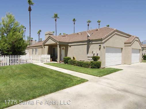 Primary Photo - 1775 S Santa Fe Ave