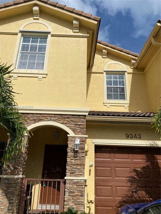 Foto del edificio - 9343 SW 220th Terrace