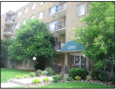 Photo principale - 2895 Bathurst St