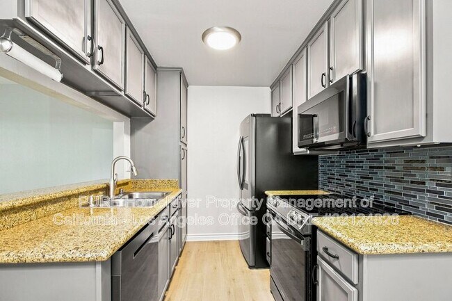 Building Photo - 23302 Marigold Ave