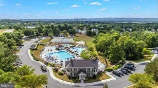 Building Photo - 9400 Birchwood Ct W