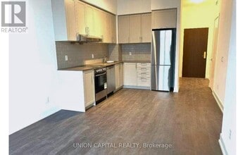 Building Photo - 278 Buchanan Dr