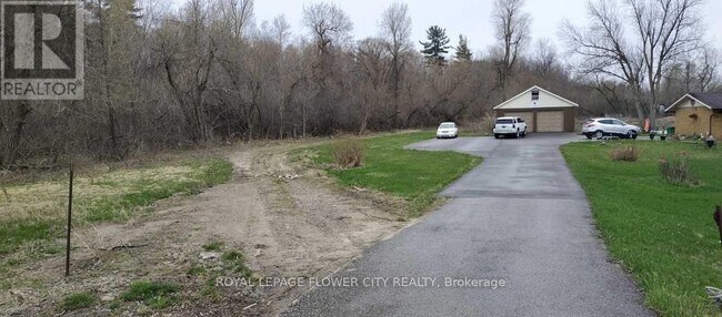 Photo du bâtiment - 8768 Mississauga Rd