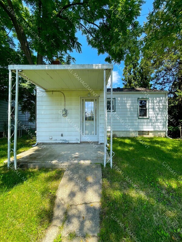 Building Photo - 4001 Mann Hall Ave