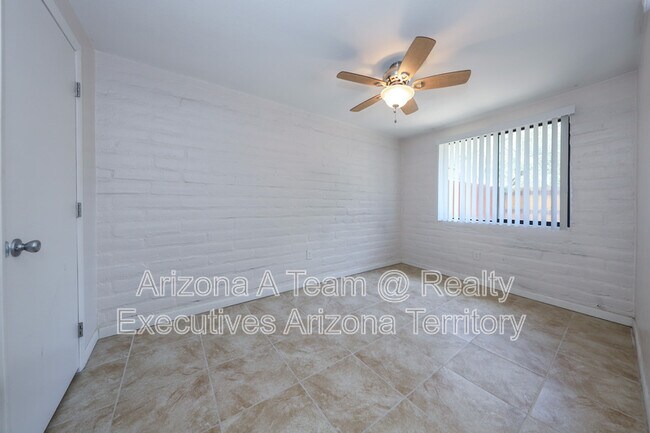 Foto del edificio - 3932 N Park Ave