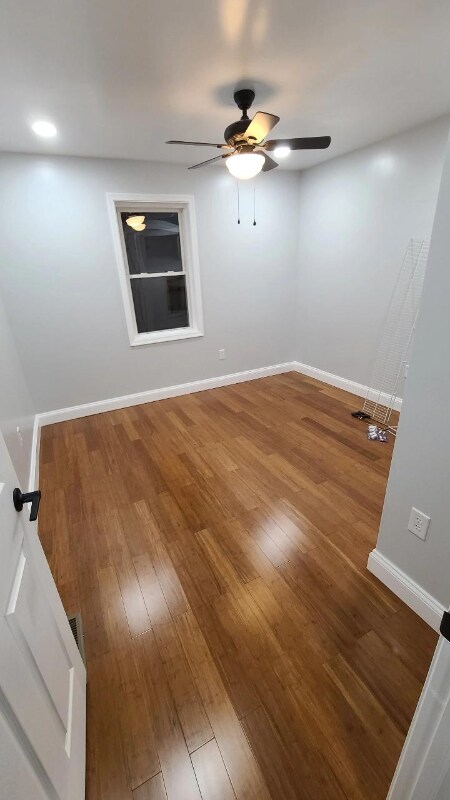 Building Photo - 120 Manor Ave