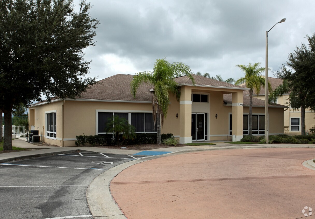 Sun Lake Condos Apartments Kissimmee, FL