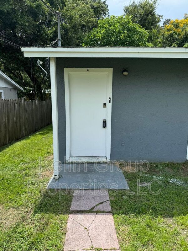 Foto del edificio - 2814 Anthony St