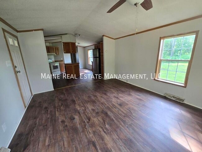 Building Photo - 171 Riverside Dr