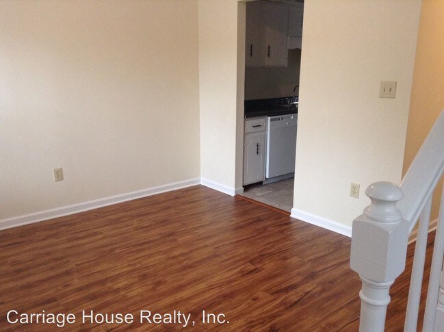 Foto del edificio - 272-272 Sleepy Creek Dr