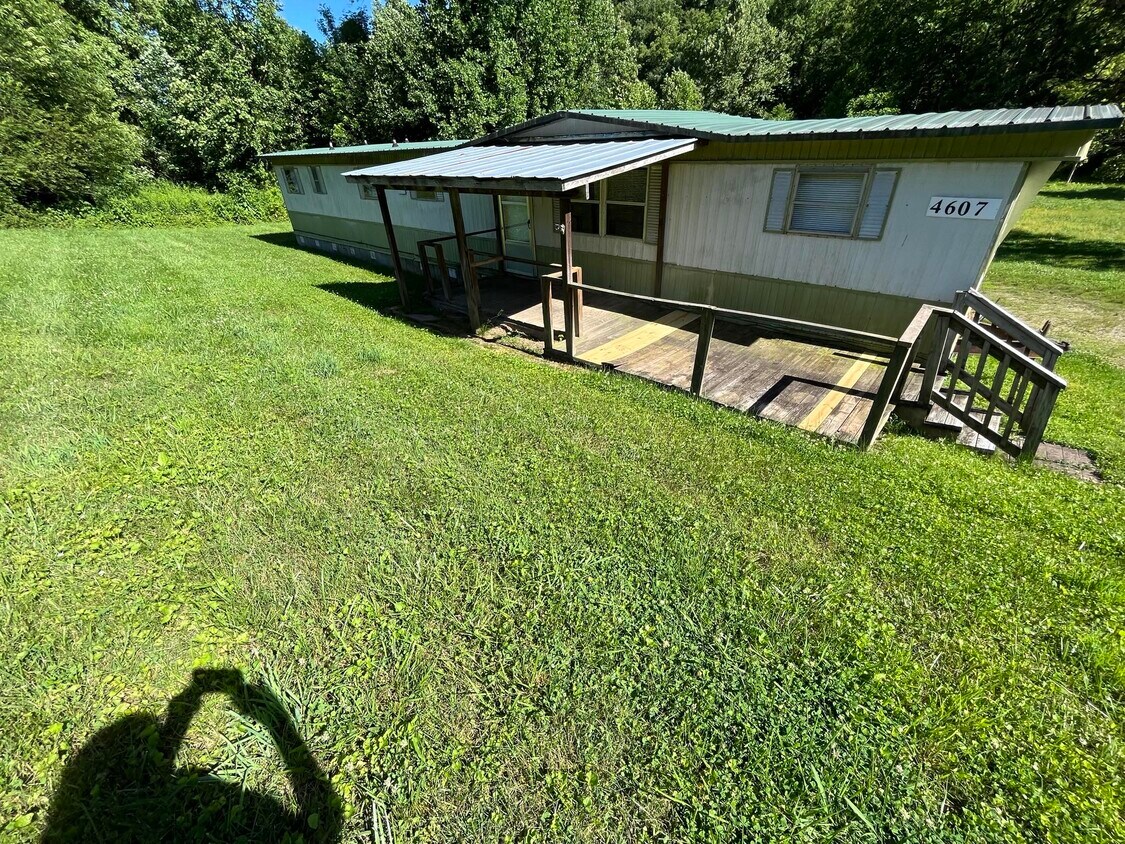 Primary Photo - 4607 Parsonville Rd