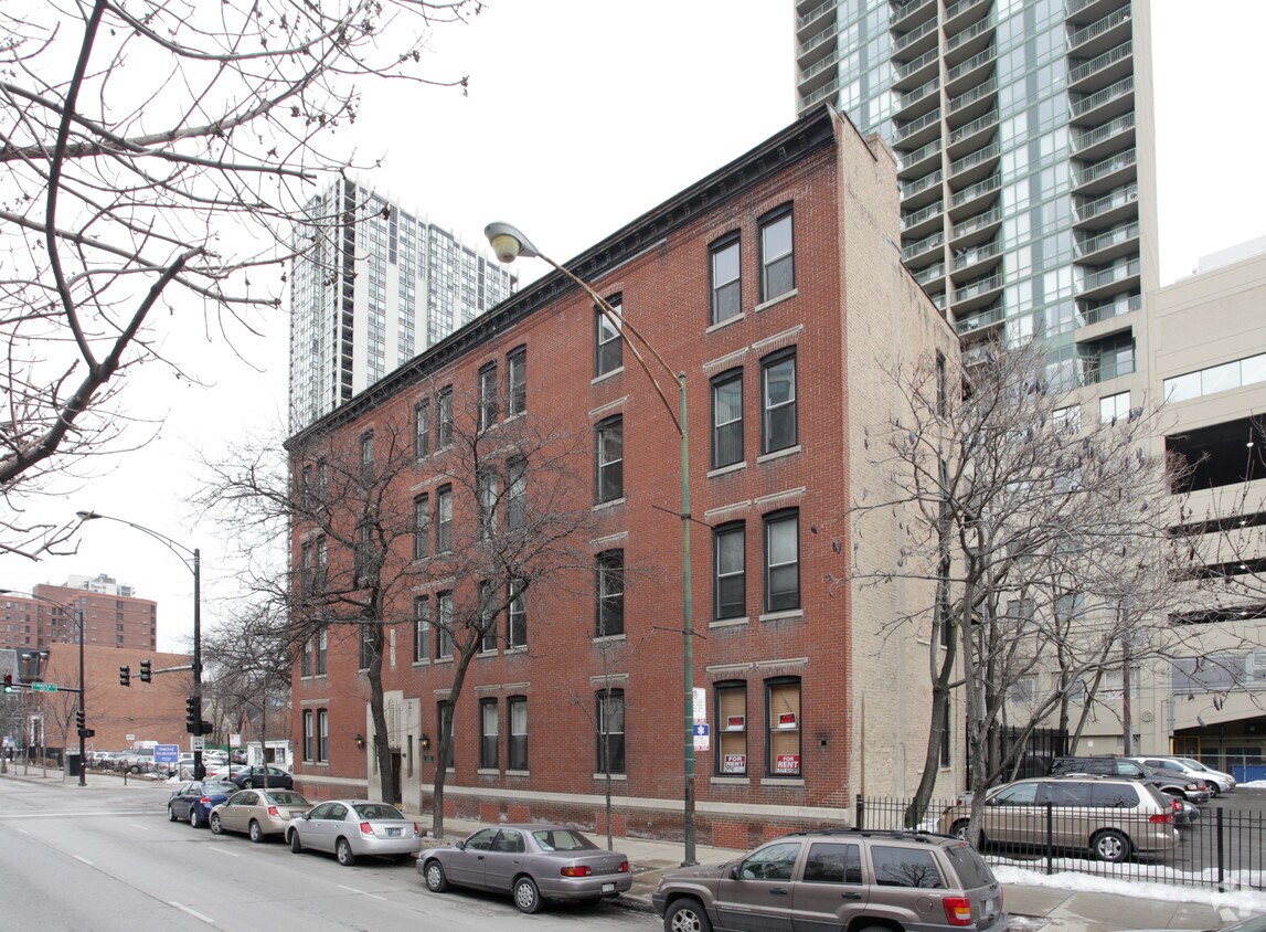 Foto del edificio - 127 Maple Ave