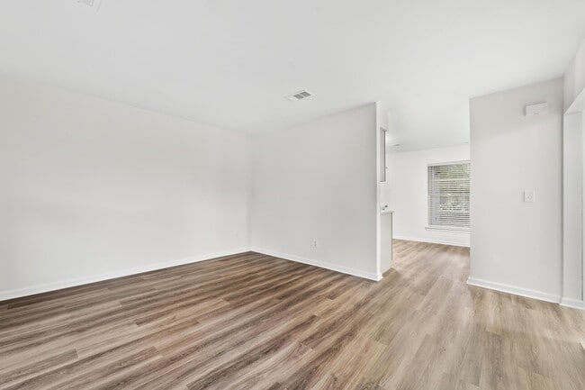 Living Room - 138 Braly Dr