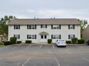 Building Photo - 573 Irving Wick Dr E