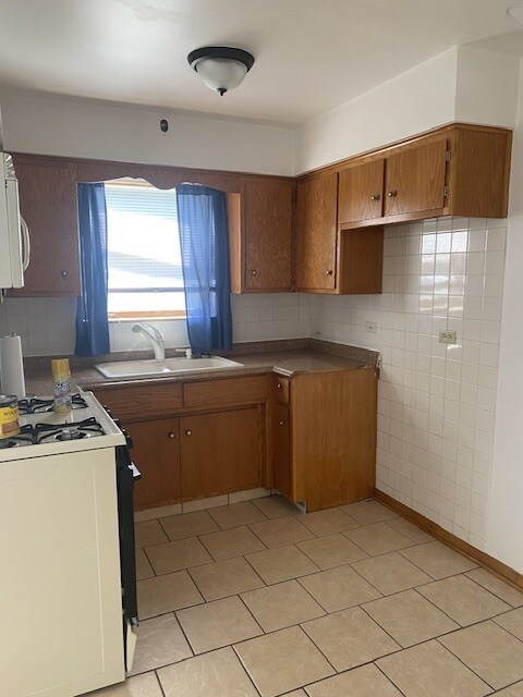 Foto del edificio - 949 Elder Rd