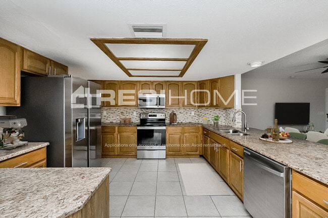 Foto del edificio - 10436 Keystone St