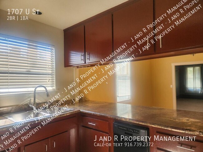 Building Photo - 1707 U St