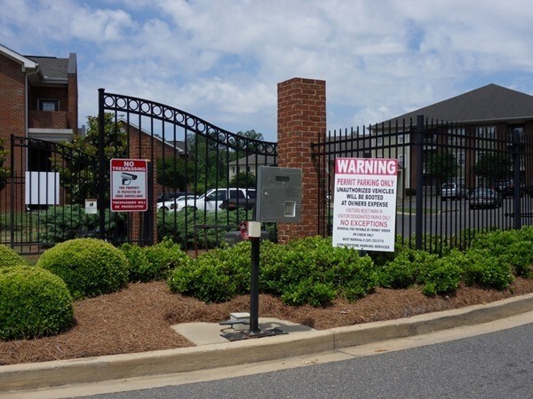 Foto del edificio - 3218 Veterans Memorial Pkwy