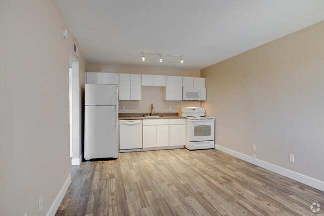 1BR, 1BA - 500SF - The Oaks Apartments