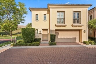 Building Photo - 102 Brindisi