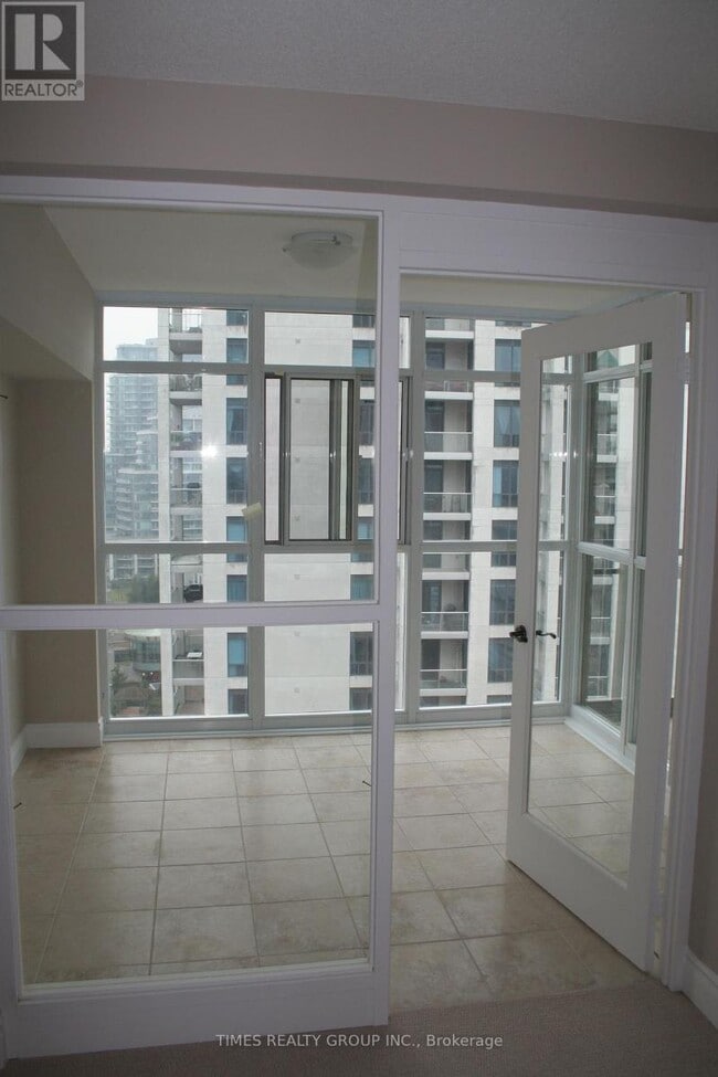 Building Photo - 3 Marine Parade Dr