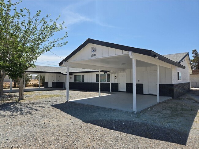 Foto del edificio - 1083 E Calvada Blvd