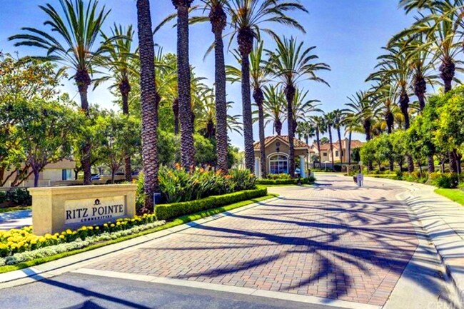 Foto del edificio - 16 Corniche Dr