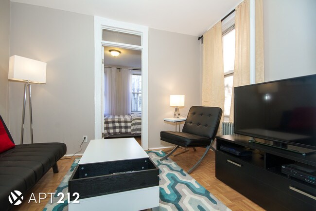 Foto del edificio - 512 E 13th St