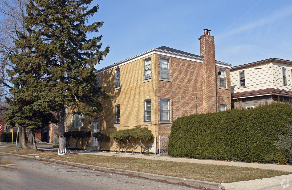 Building Photo - 4356 W 61st St