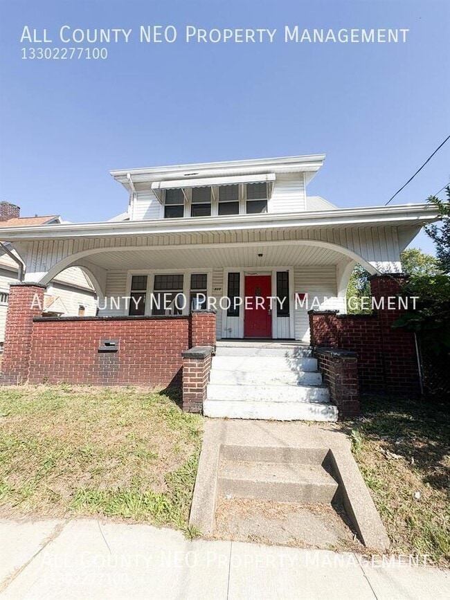 Building Photo - 818 Brown Ave NW