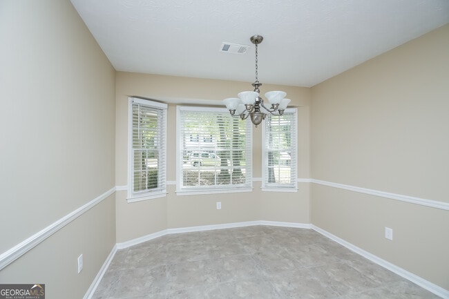 Foto del edificio - 606 Hamlet Ct SE