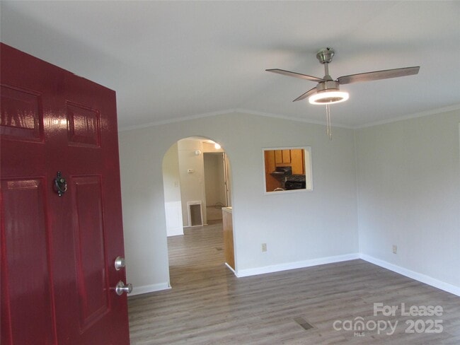 Building Photo - 138 Sutton Ct