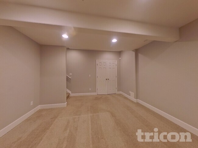 Foto del edificio - 20494 E 49th Ave