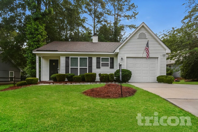 Building Photo - 722 Foxborough Rd