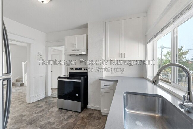 Foto del edificio - 1622 W Mission Ave
