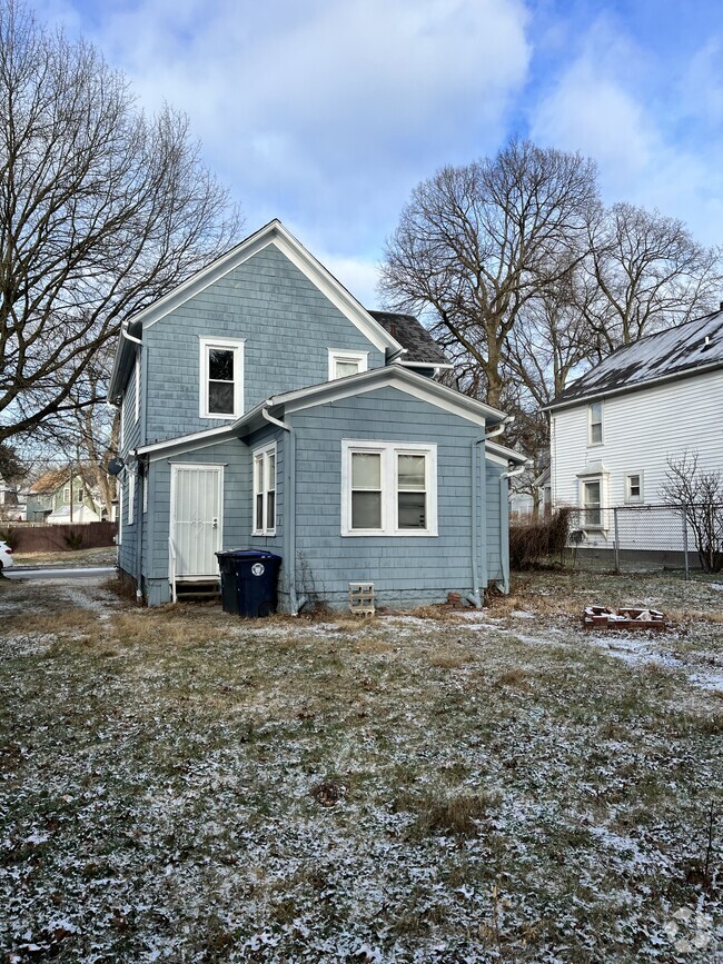 Building Photo - 109 Westwood Ave
