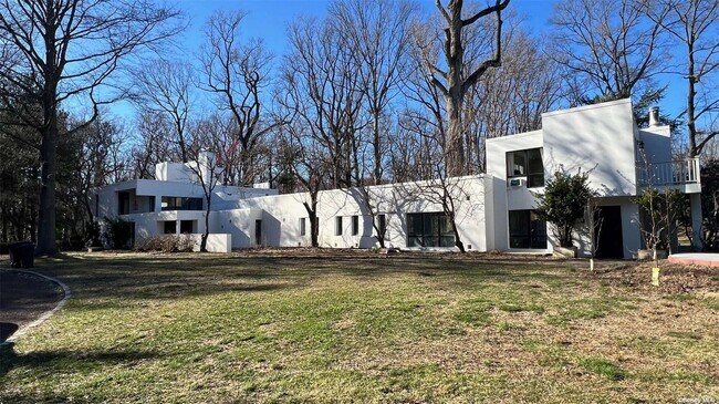 Building Photo - 3 Mill Pond Ln