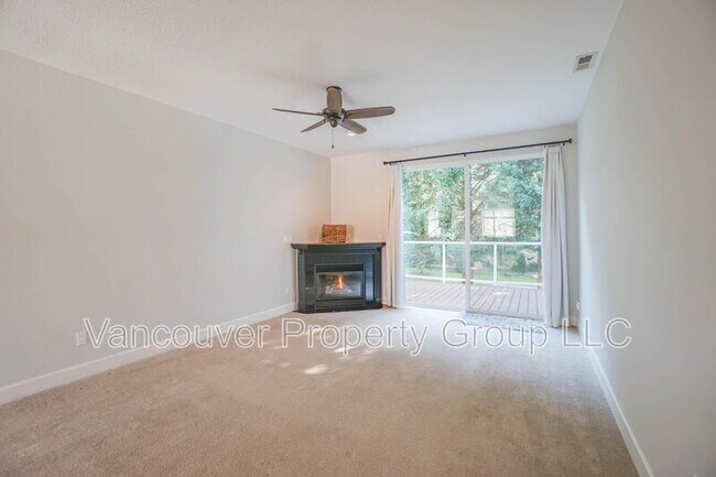 Foto del edificio - 8717 NE 17th St