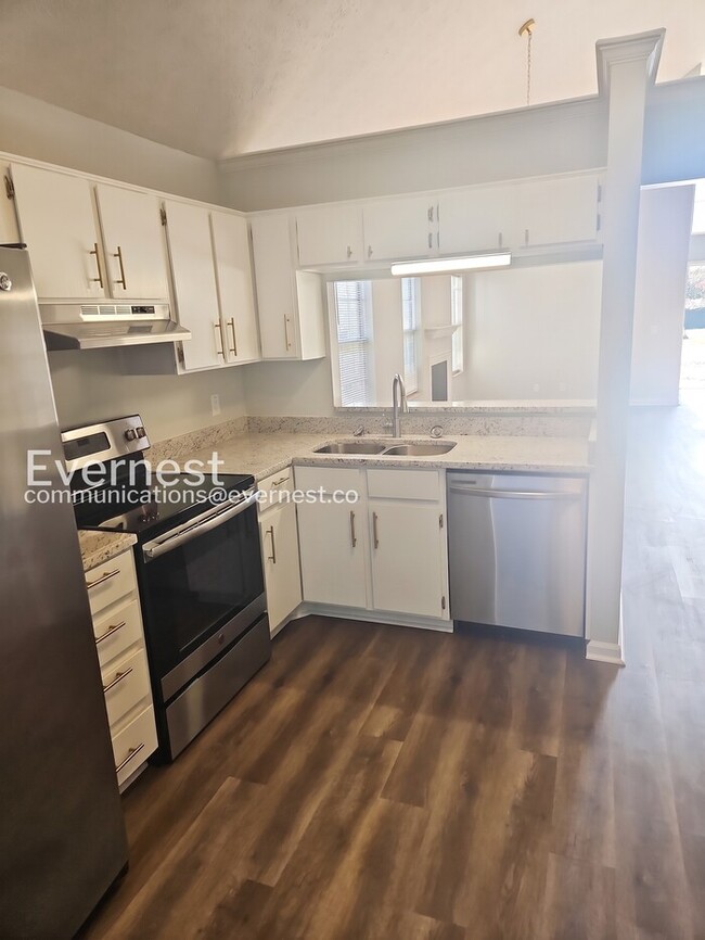 Foto del edificio - 1407 Apache Ln