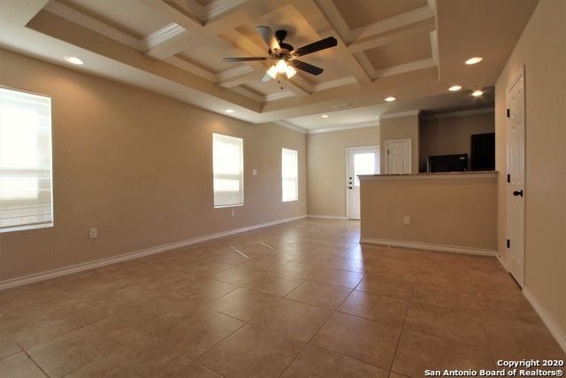 Building Photo - 5722 Golf Heights