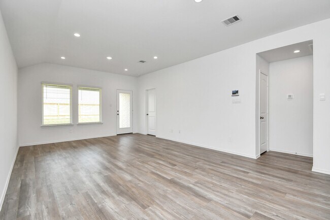 Foto del edificio - 24430 Elmwood Falls Dr