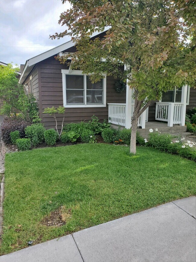 Foto del edificio - 45 E Simpson Ave