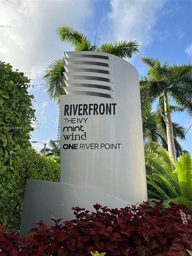 Foto del edificio - 90 SW 3rd St