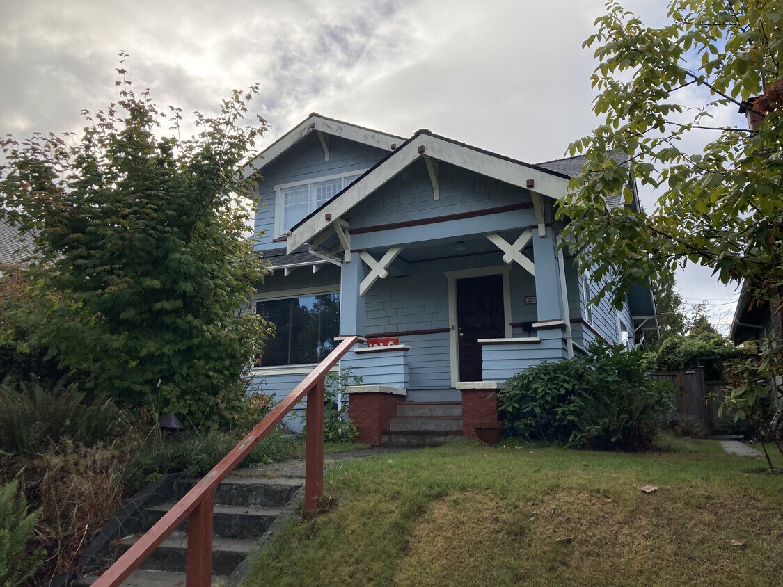 2918 N 15th St, WA 98406 House Rental in WA